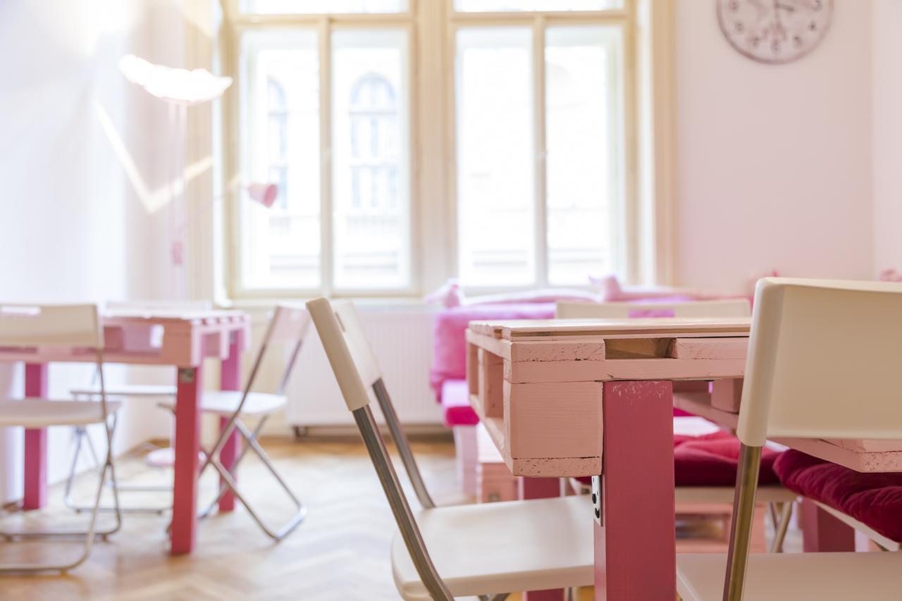 Ping House Hostel - Prague, Prague
