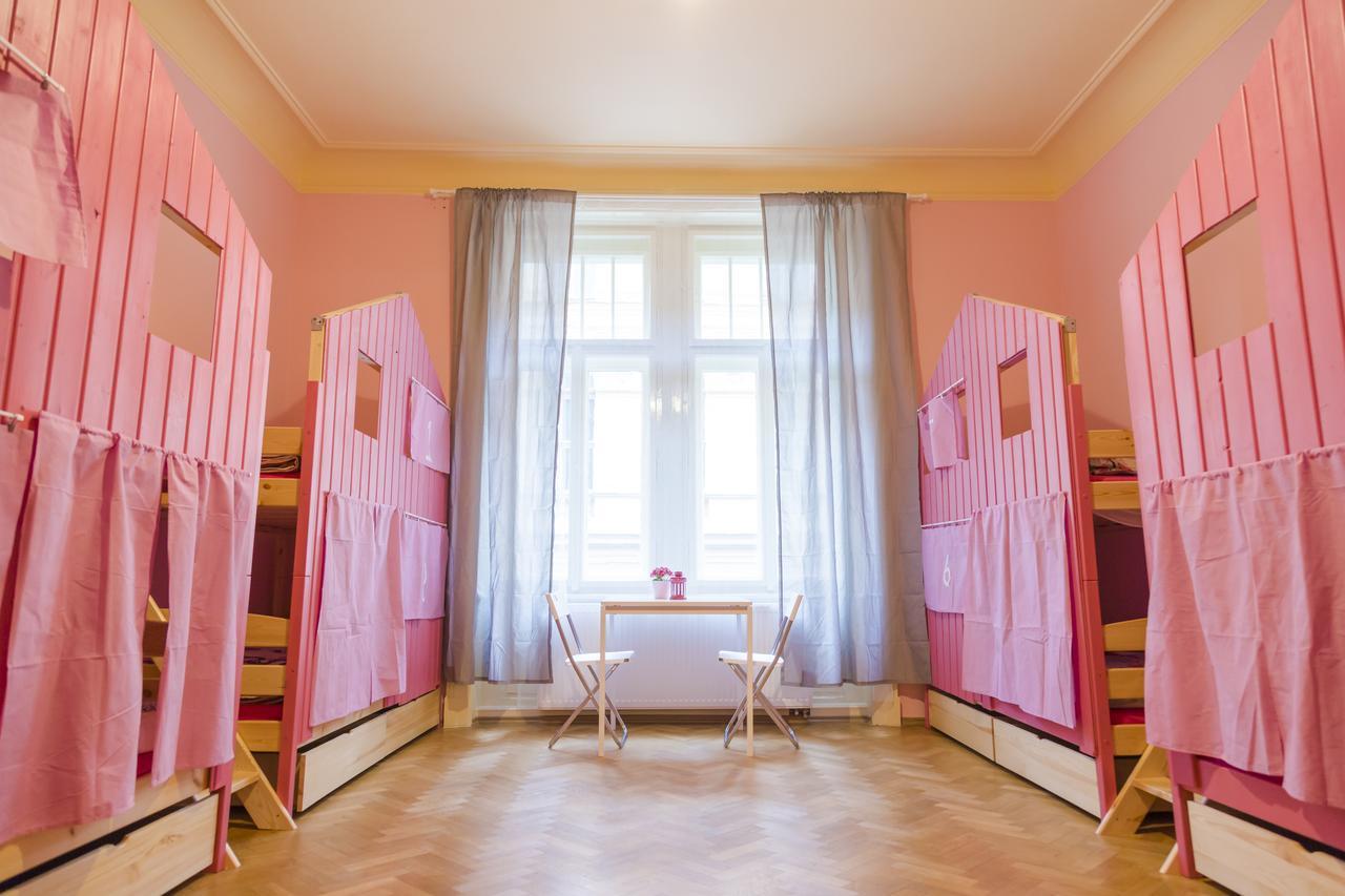 Ping House Hostel - Prague — Photos 2